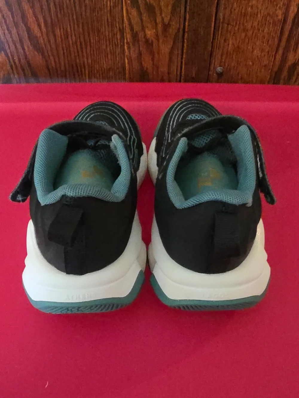 Kids Black and Green Giannis Nike Basketball Shoes Size 13c NICE!